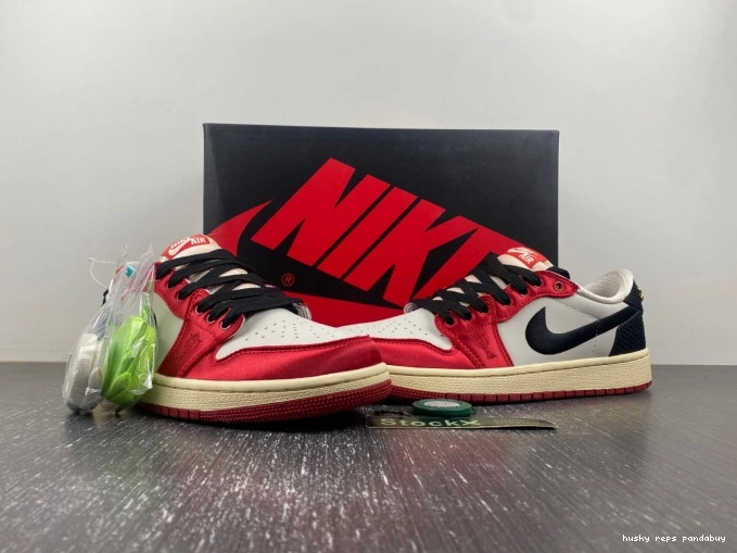 Rep Husky Low 1 Jordan FN0432-017 Air OG Room x Home Trophy 0809